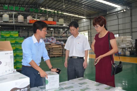 绩溪农华生物科技有限公司采购经理王韵华一行三人来访乡喜液体肥