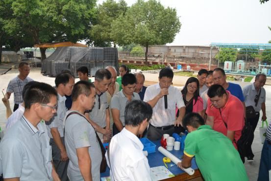 广东省农民专业合作推广中心参观团来访乡喜液体肥